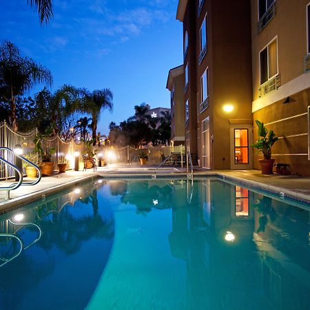 Holiday Inn Express San Diego - Sorrento Valley By Ihg Exterior photo