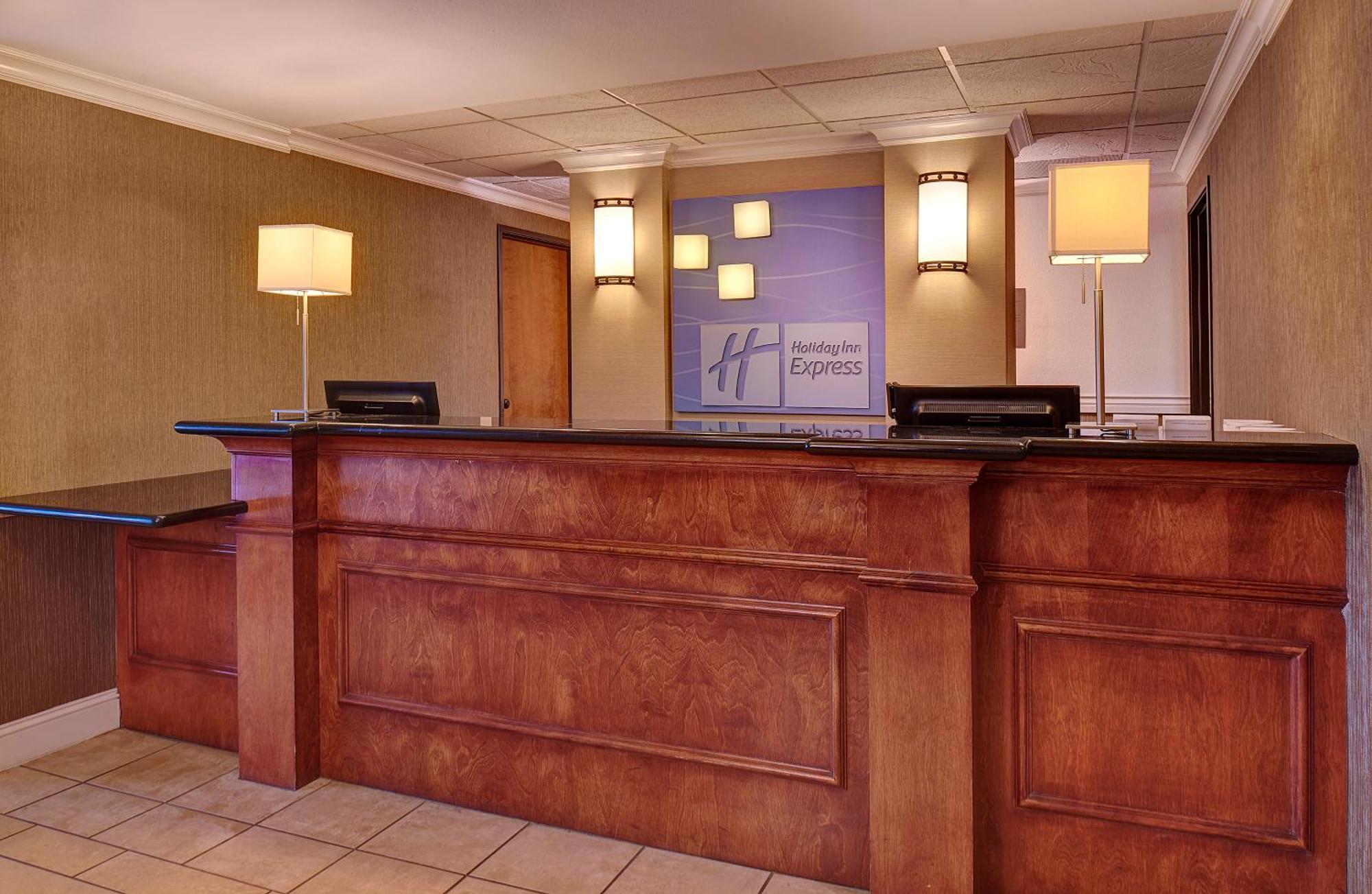 Holiday Inn Express San Diego - Sorrento Valley By Ihg Exterior photo