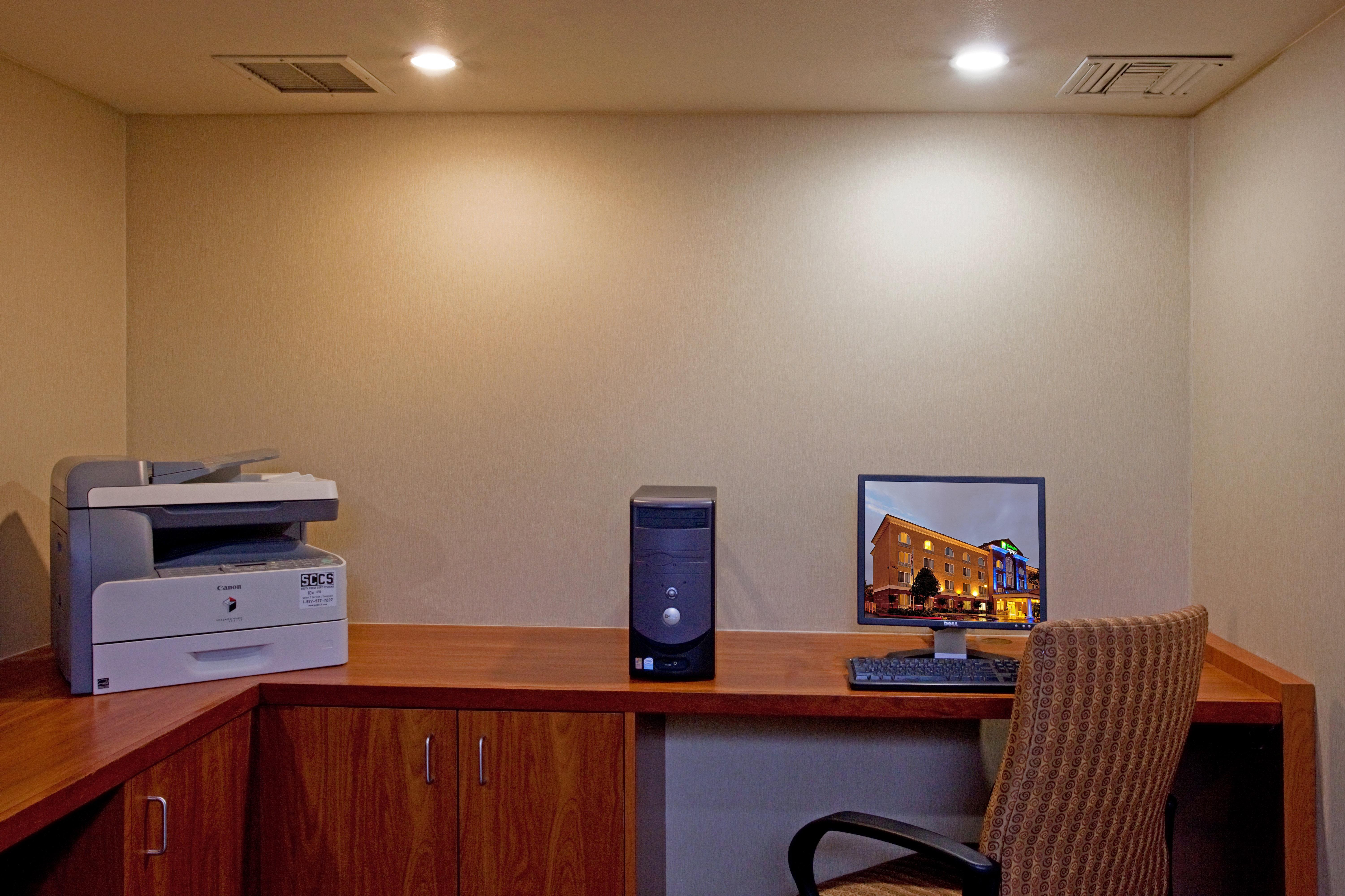 Holiday Inn Express San Diego - Sorrento Valley By Ihg Exterior photo