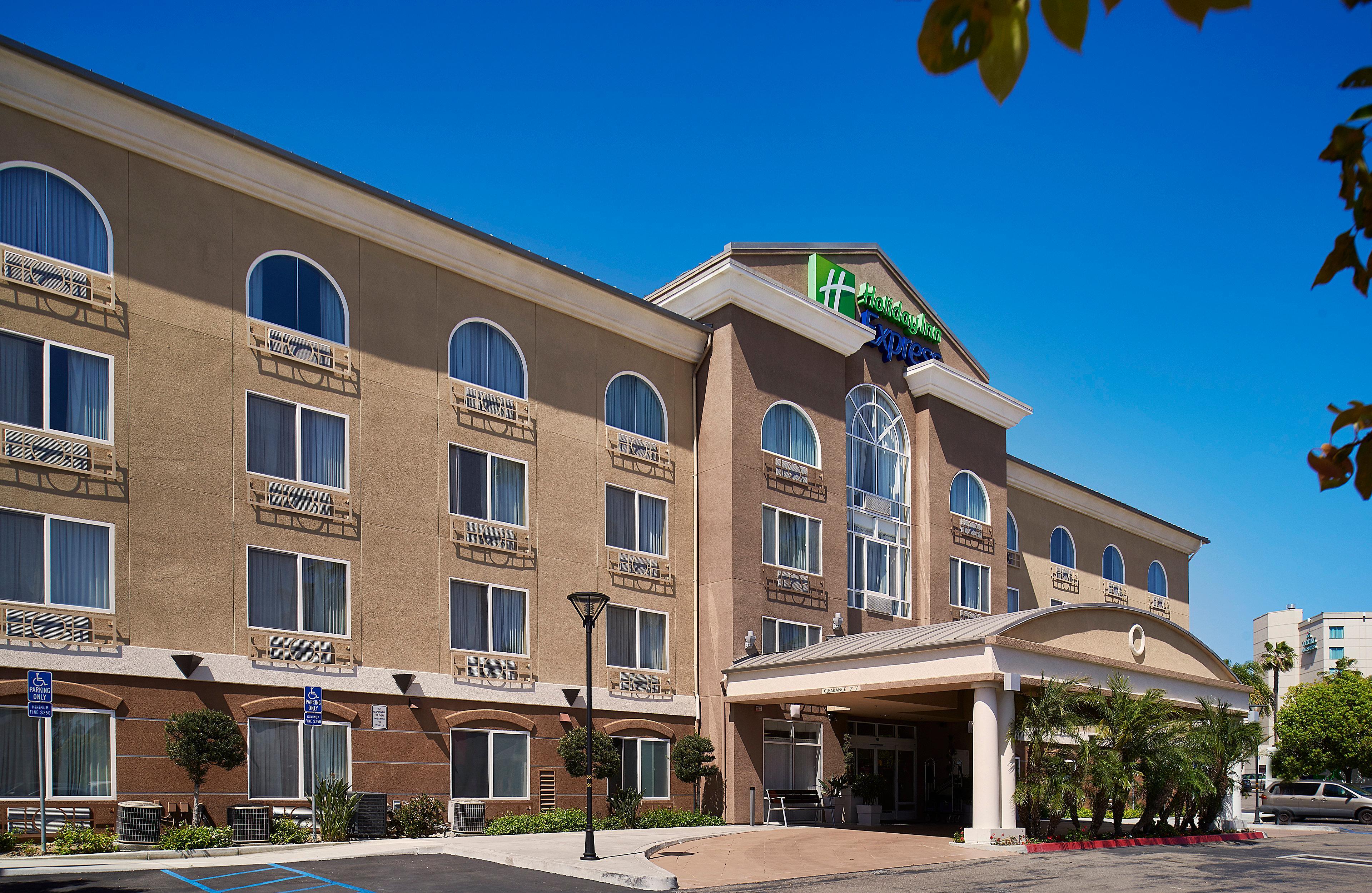 Holiday Inn Express San Diego - Sorrento Valley By Ihg Exterior photo