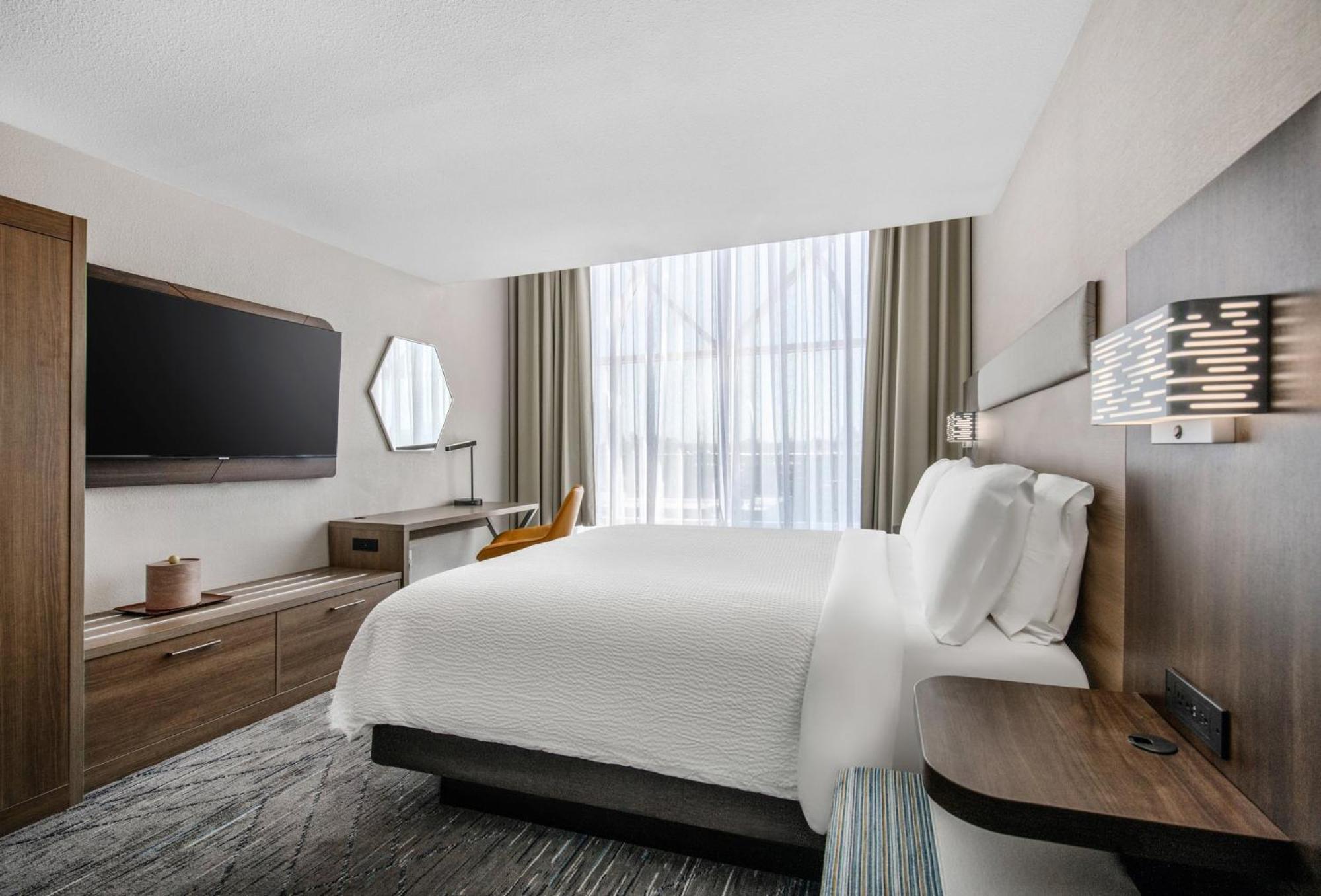 Holiday Inn Express San Diego - Sorrento Valley By Ihg Exterior photo