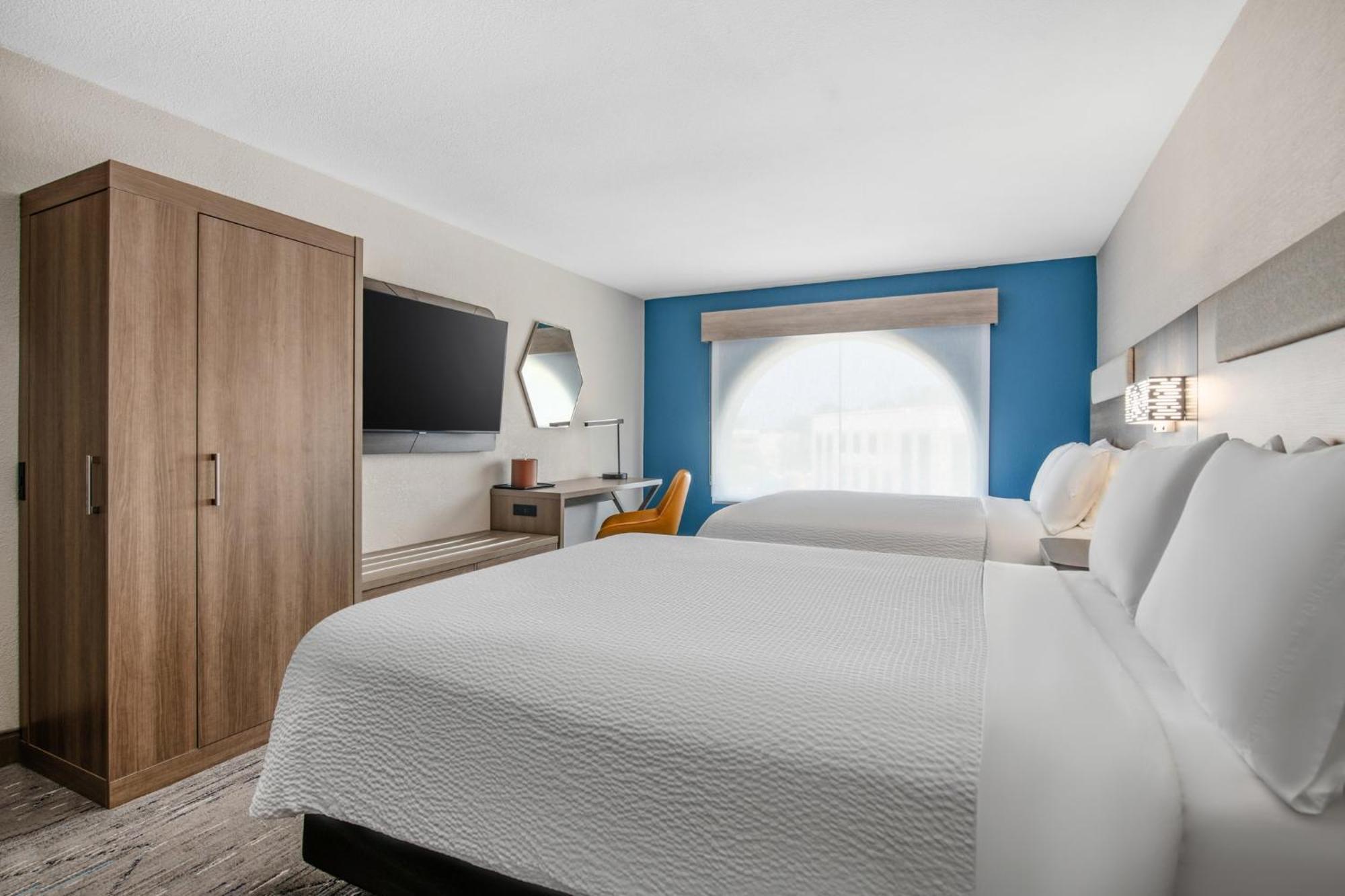 Holiday Inn Express San Diego - Sorrento Valley By Ihg Exterior photo