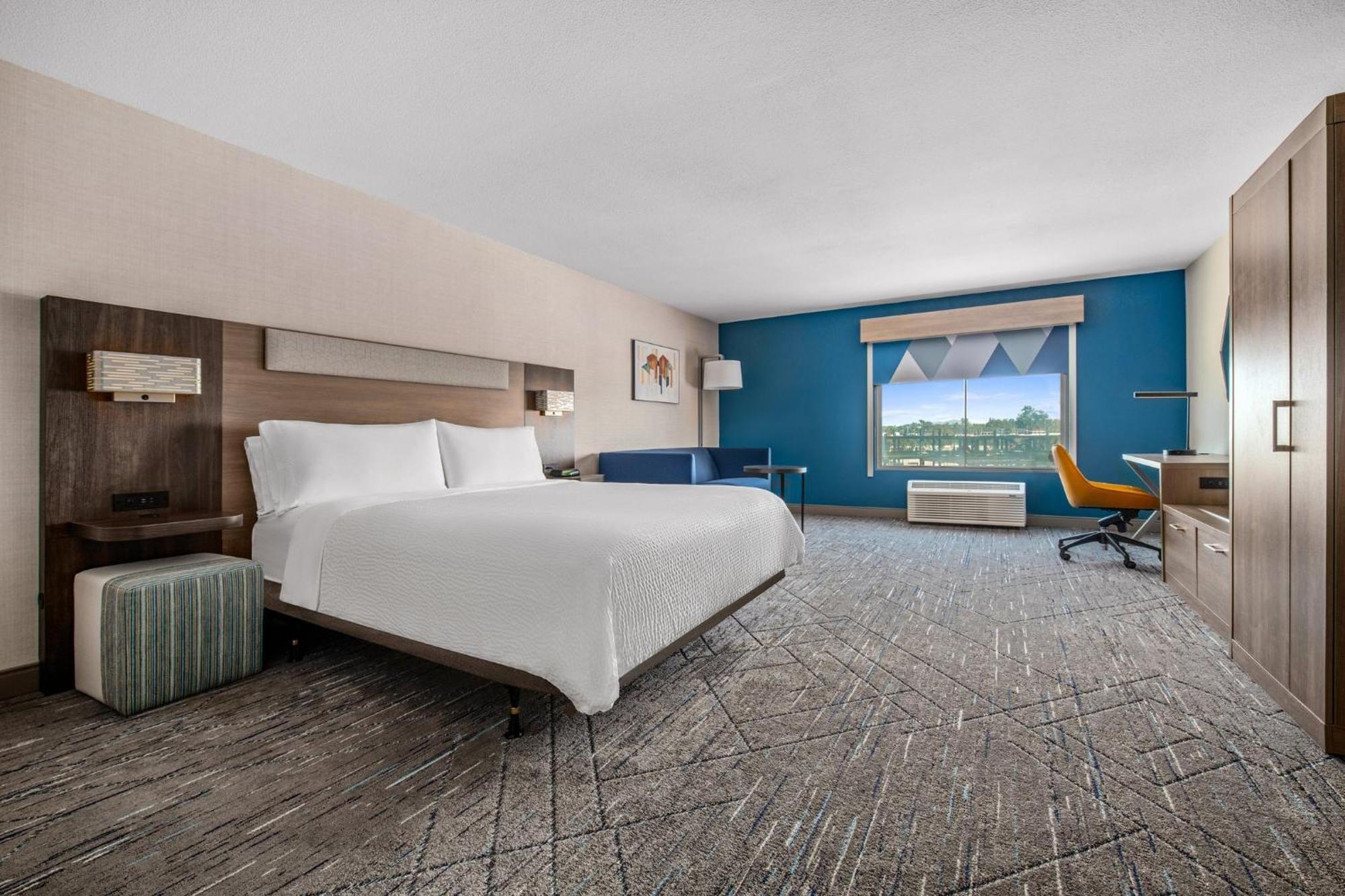 Holiday Inn Express San Diego - Sorrento Valley By Ihg Exterior photo