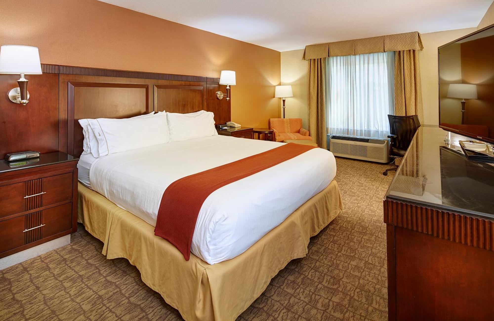Holiday Inn Express San Diego - Sorrento Valley By Ihg Exterior photo