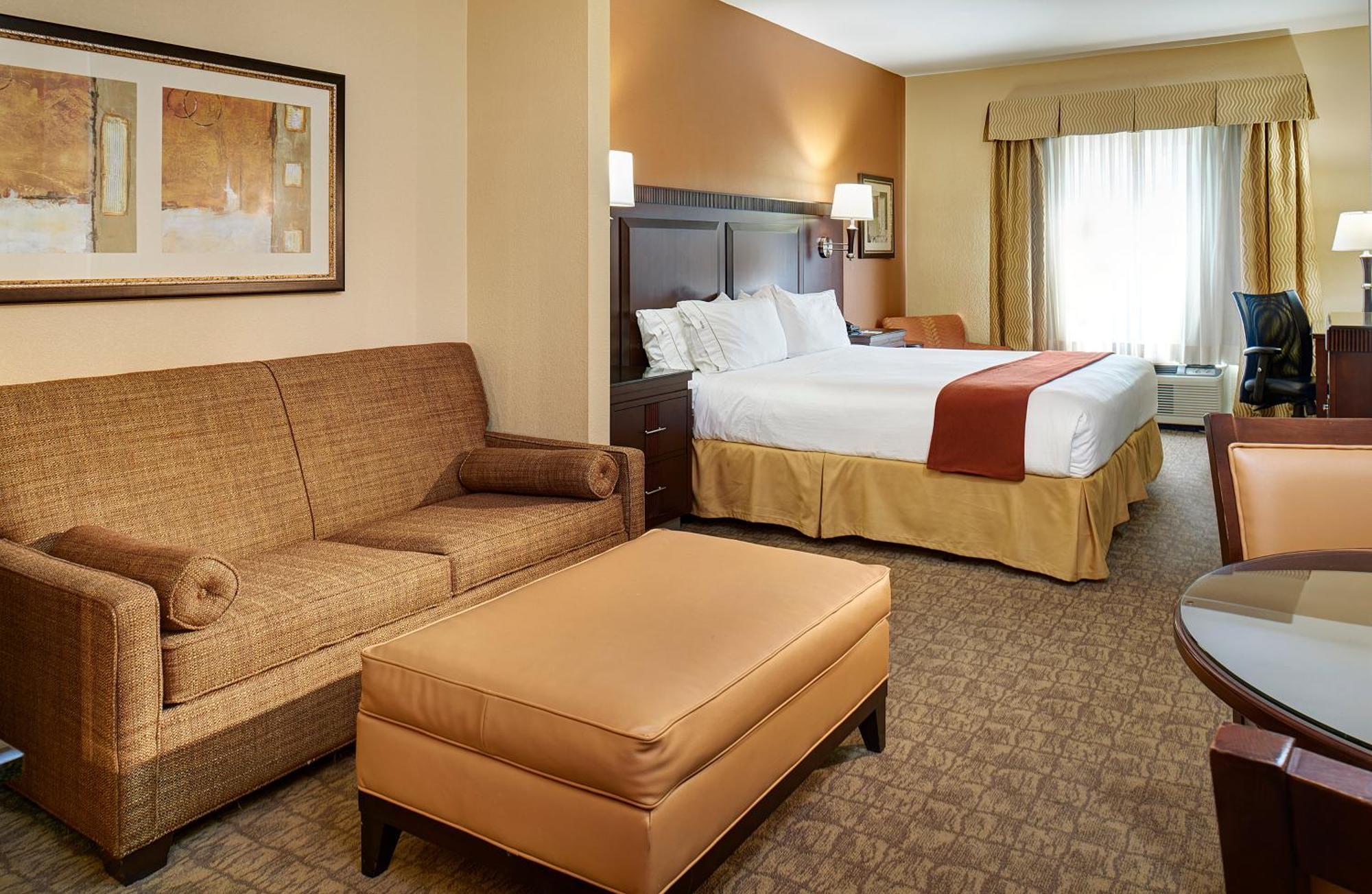 Holiday Inn Express San Diego - Sorrento Valley By Ihg Exterior photo