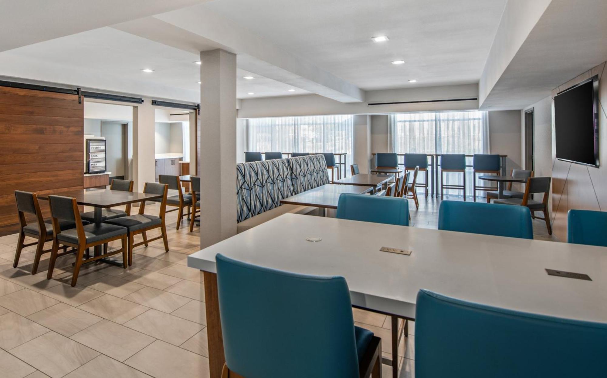 Holiday Inn Express San Diego - Sorrento Valley By Ihg Exterior photo