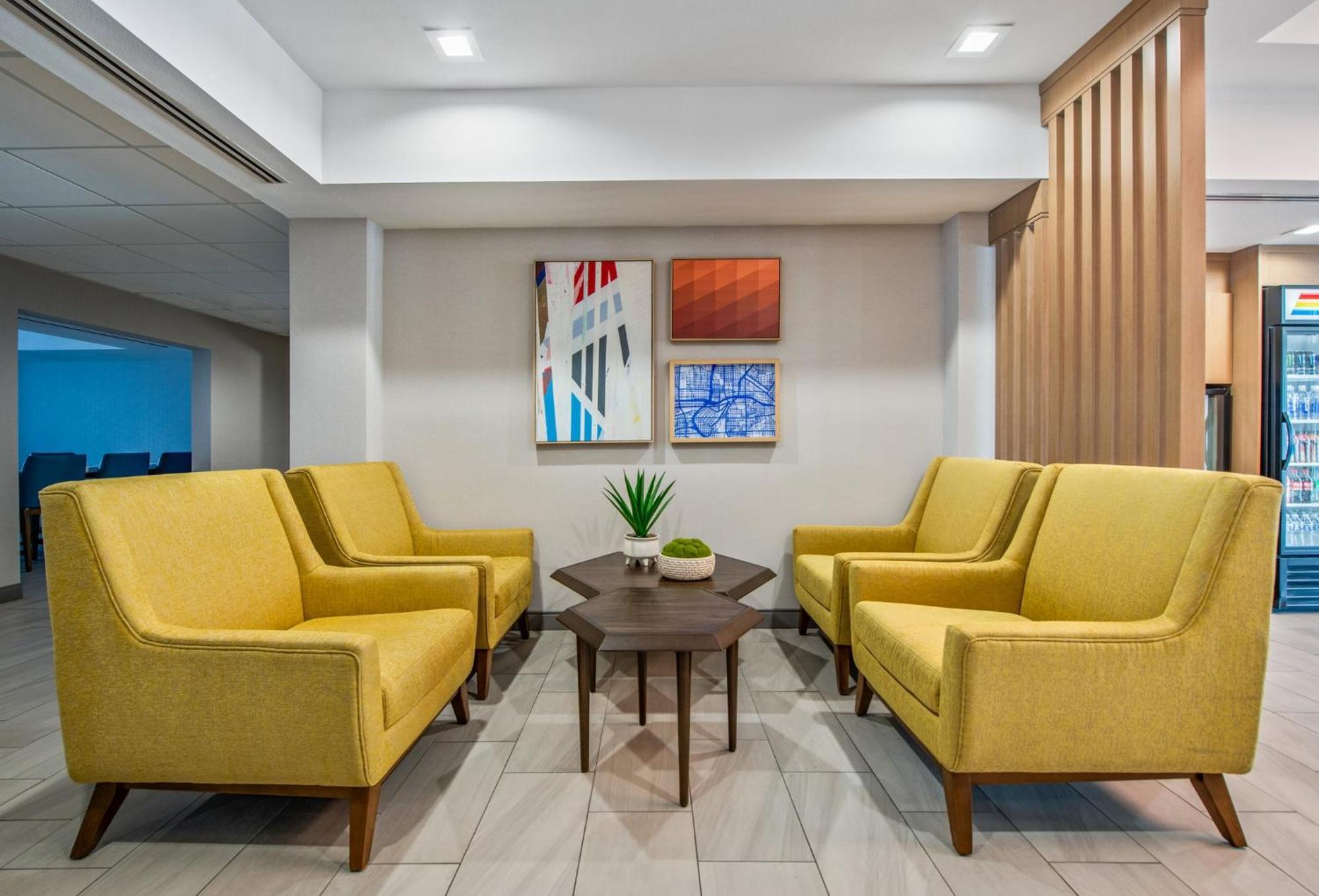 Holiday Inn Express San Diego - Sorrento Valley By Ihg Exterior photo