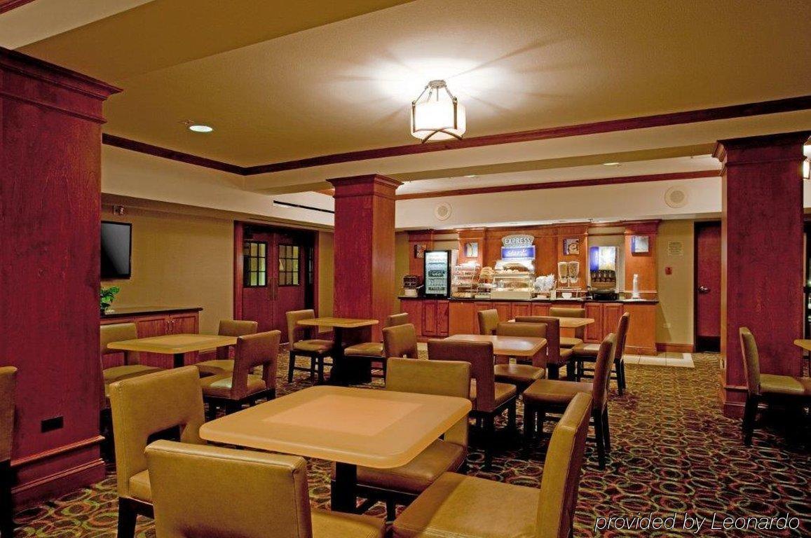 Holiday Inn Express San Diego - Sorrento Valley By Ihg Restaurant photo